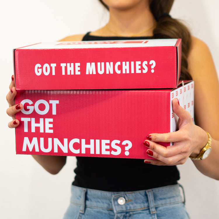 Deluxe Munch Box (15-18 Snacks)